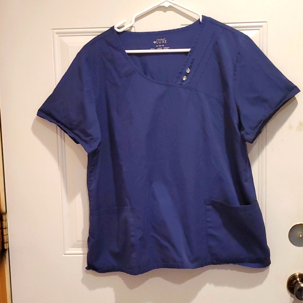 Scrub top